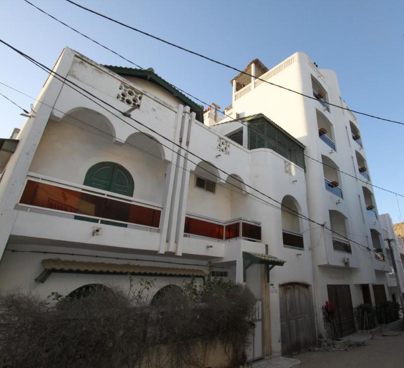 Kakatar Family Residence , Yoff Dakar Exteriör bild